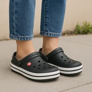 Crocs Crocband Black Clogs Big Kids 5 / Women’s 7